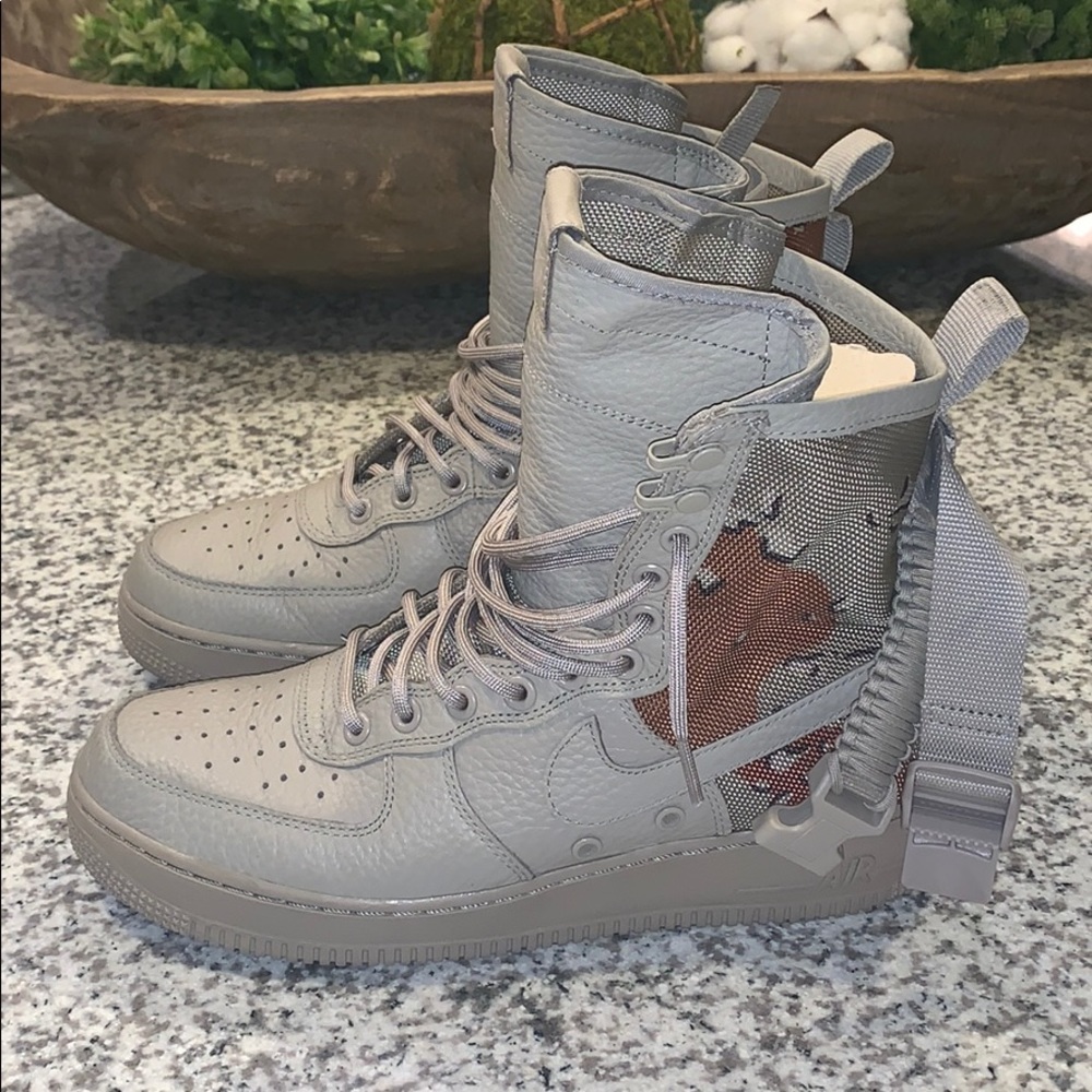 Nike